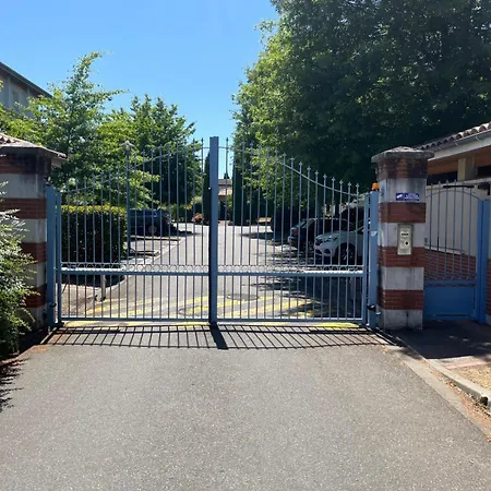 Agreable T2 Quartier Saint Martin Du Touch Daire